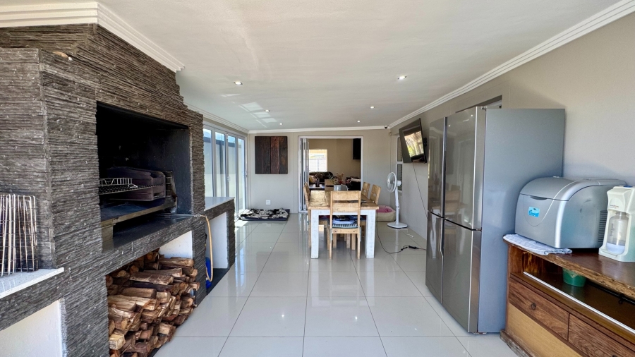 4 Bedroom Property for Sale in Strand South Western Cape